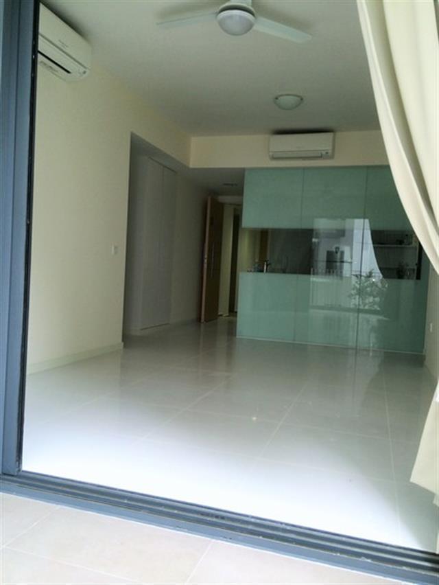 Prop-GPT: Condominium: D22 Boon Lay The Lakefront Residences