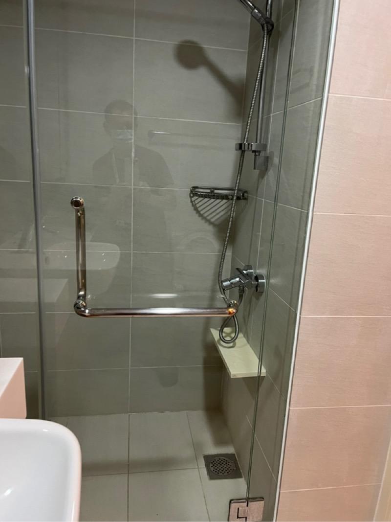 Condominium for Rent, The Lakefront Residences Condominium For Rent, $4,350, 2 Bed 2 Bath 721 sqft $6.03 psf, SGD 4,350 | 99-year Leasehold