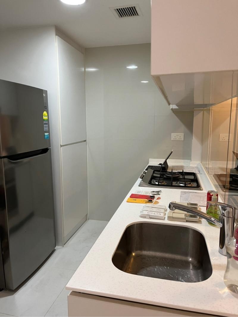 Condominium for Rent, The Lakefront Residences Condominium For Rent, $4,350, 2 Bed 2 Bath 721 sqft $6.03 psf, SGD 4,350 | 99-year Leasehold