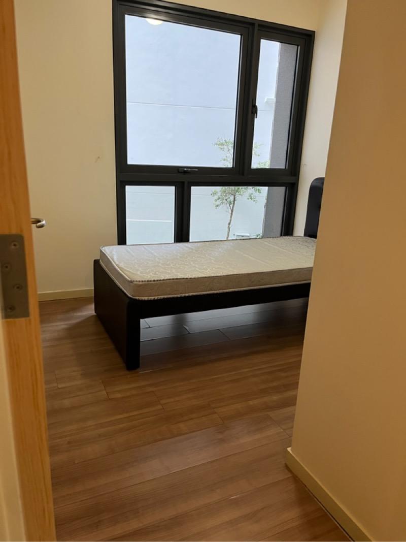 Condominium for Rent, The Lakefront Residences Condominium For Rent, $4,350, 2 Bed 2 Bath 721 sqft $6.03 psf, SGD 4,350 | 99-year Leasehold
