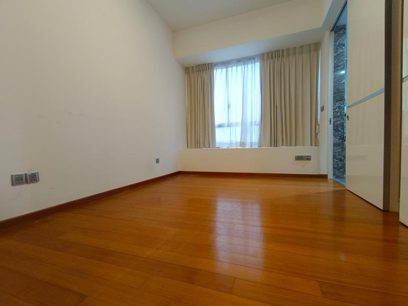 Condominium for Rent, Suites @ Cairnhill Condominium For Rent, $10,000, 4 Bed 4 Bath 1,830 sqft $5.46 psf, SGD 10,000 | Freehold