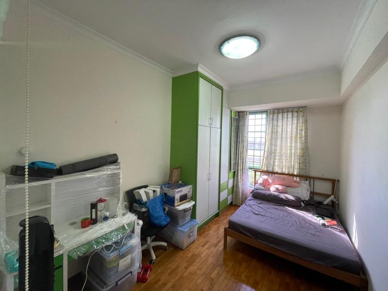 Apartment for Rent, The Sunny Spring Apartment For Rent, $4,700, 3 Bed 2 Bath 1,100 sqft $4.27 psf, SGD 4,700