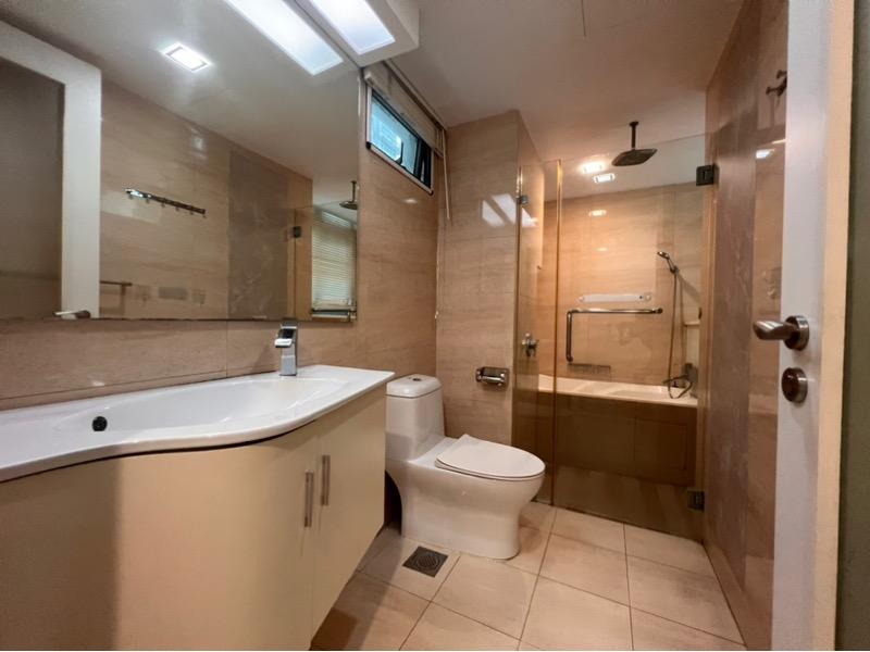 Condominium for Rent, Monterey Park Condominium Condominium For Rent, $5,500, 3 Bed 3 Bath 1,249 sqft $4.40 psf, SGD 5,500