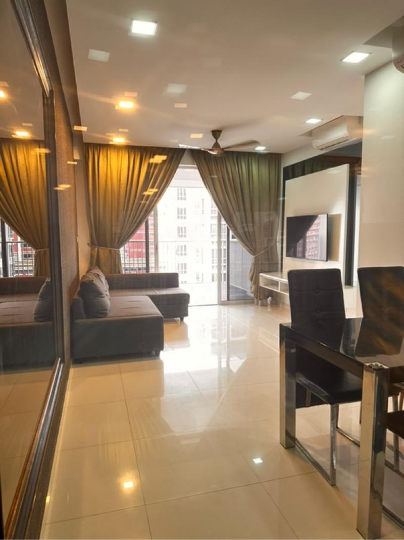 Prop-GPT: Condominium: D18 Pasir Ris Oasis @ Elias