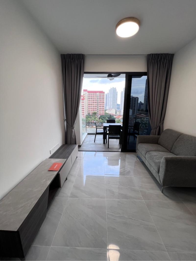 Prop-GPT: Condominium: D08  Uptown @ Farrer