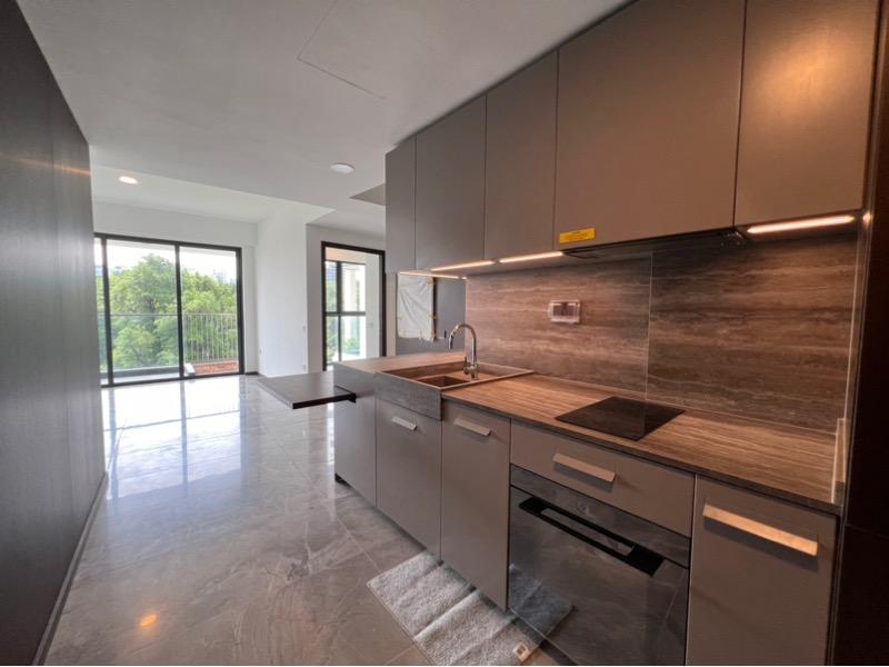 Prop-GPT: Condominium: D03 Tiong Bahru One Pearl Bank