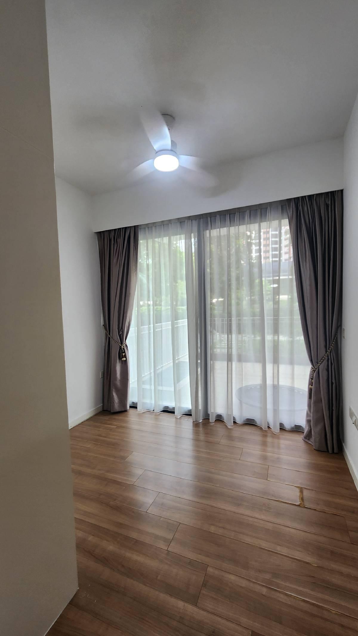 Condominium for Rent, The Lakefront Residences Condominium For Rent, $4,500, 2 Bed 2 Bath 1,238 sqft $3.63 psf, SGD 4,500 | 99-year Leasehold