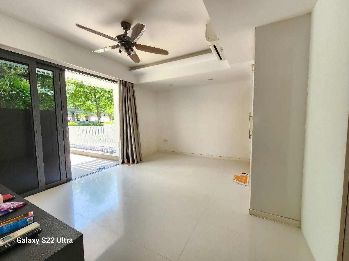 Condominium for Rent, The Lakefront Residences Condominium For Rent, $4,500, 2 Bed 2 Bath 1,238 sqft $3.63 psf, SGD 4,500 | 99-year Leasehold