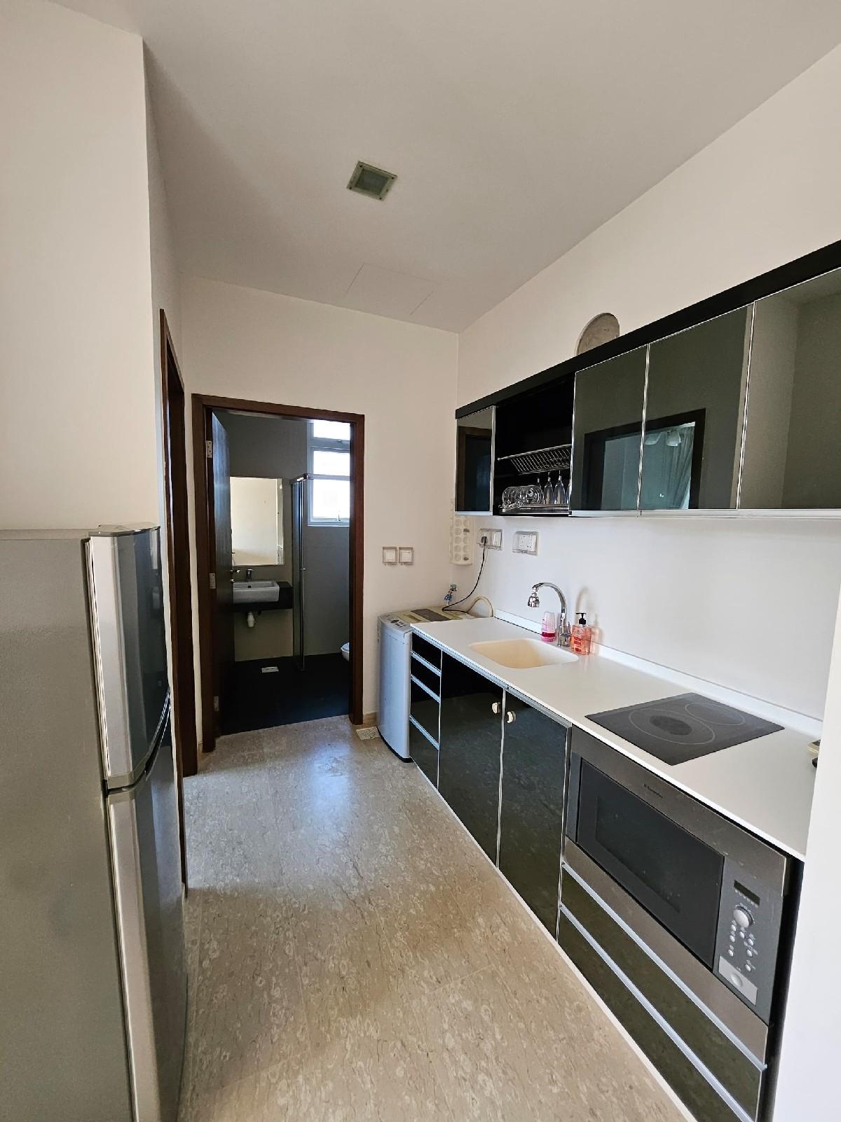 Condominium for Rent: D16, 486397