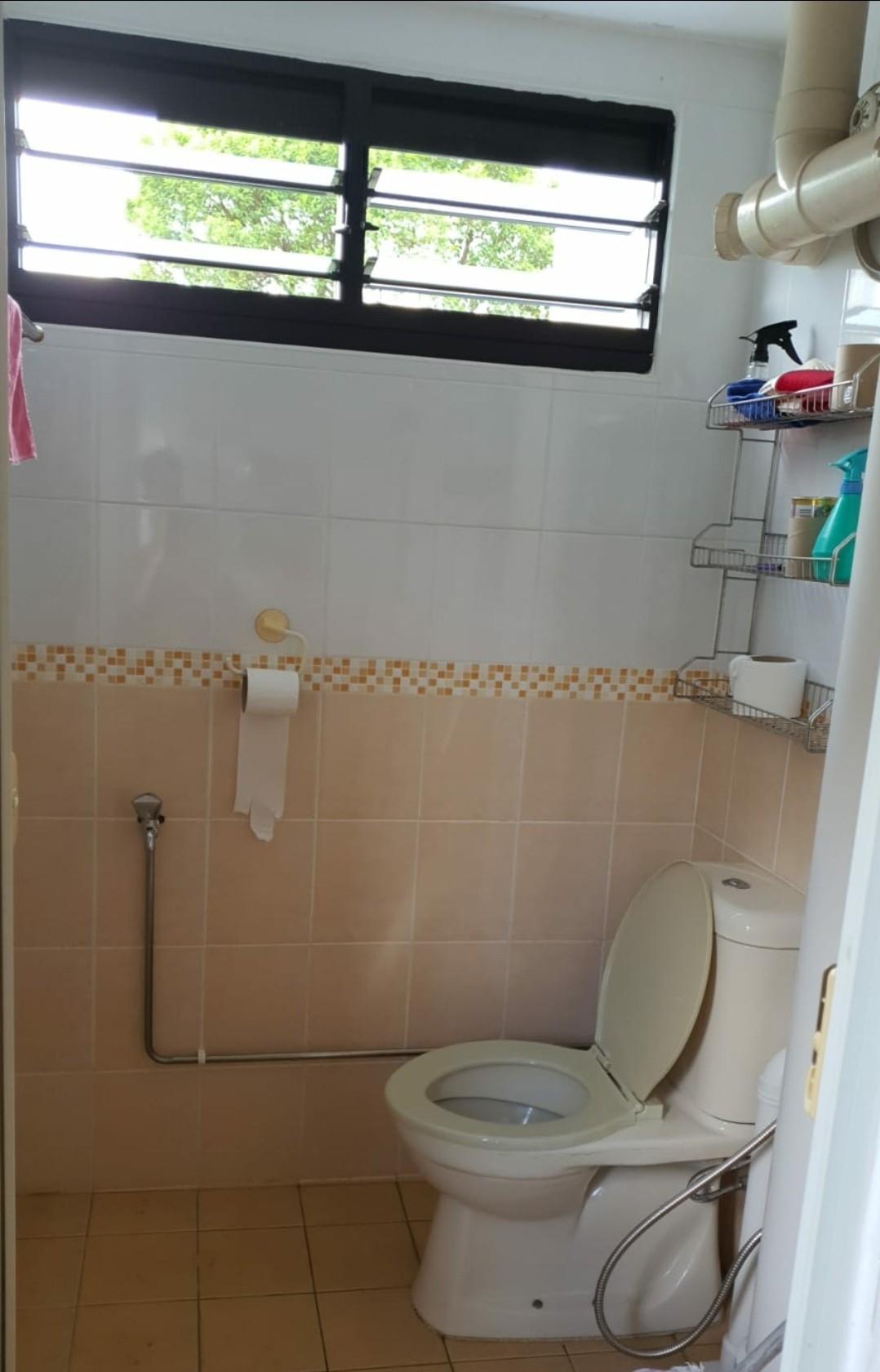 HDB Apartment for Rent, 26 Marsiling Drive HDB Apartment Room Rental, $1,100, 1 Bed 2 Bath 1,119 sqft $0.98 psf, SGD 1,100