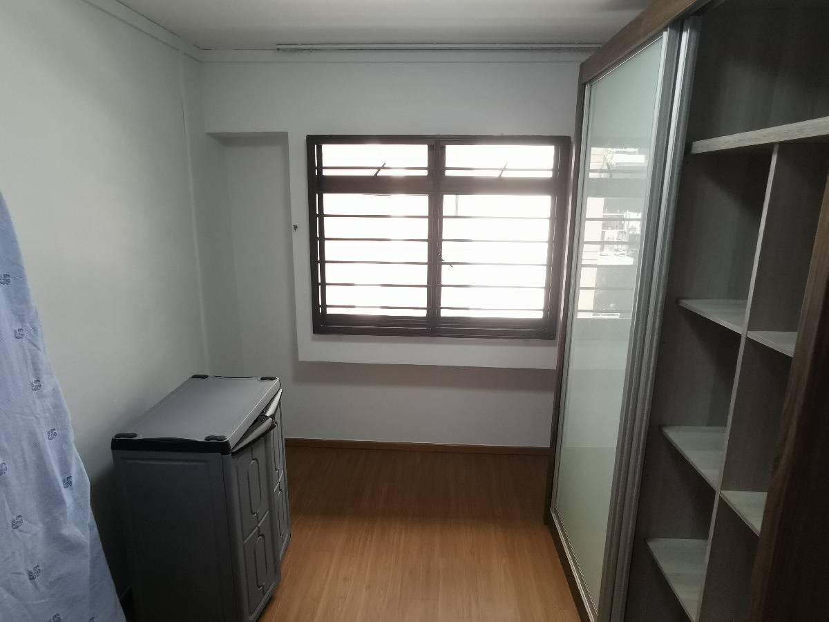 HDB Apartment for Rent, 648A Jurong West Street 61 HDB Apartment For Rent, $3,700, 3 Bed 2 Bath 1,184 sqft $3.13 psf, SGD 3,700 | 99-year Leasehold