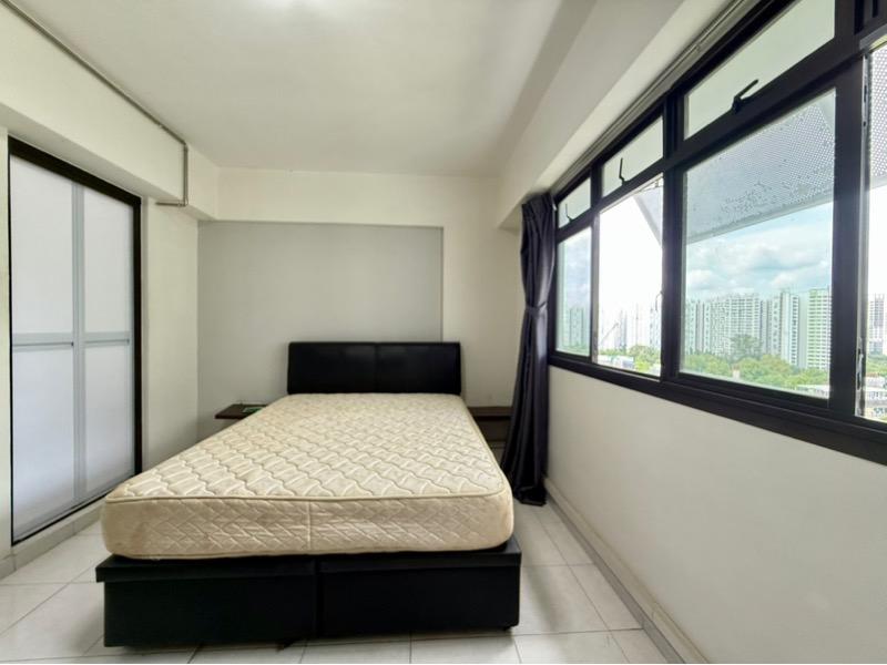 Prop-GPT: HDB Apartment: D19  311C Anchorvale Lane