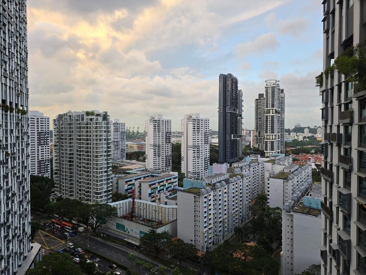 HDB Apartment for Rent, Pinnacle @ Duxton HDB Apartment For Rent, $5,500, 3 Bed 2 Bath 1,152 sqft $4.77 psf, SGD 5,500 | 99-year Leasehold