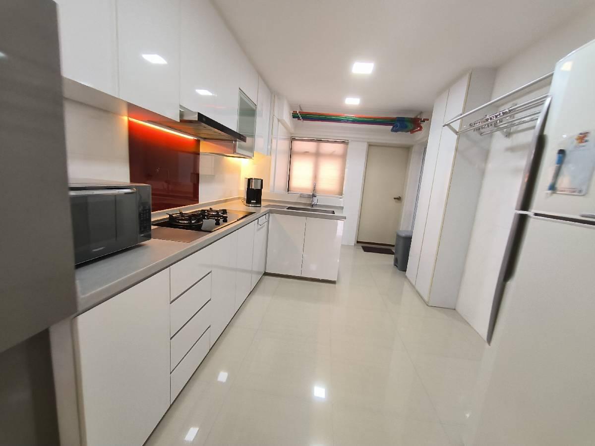 HDB Apartment for Rent, 130 Ang Mo Kio Avenue 3 HDB Apartment For Rent, $3,200, 2 Bed 2 Bath 786 sqft $4.07 psf, SGD 3,200 | 99-year Leasehold
