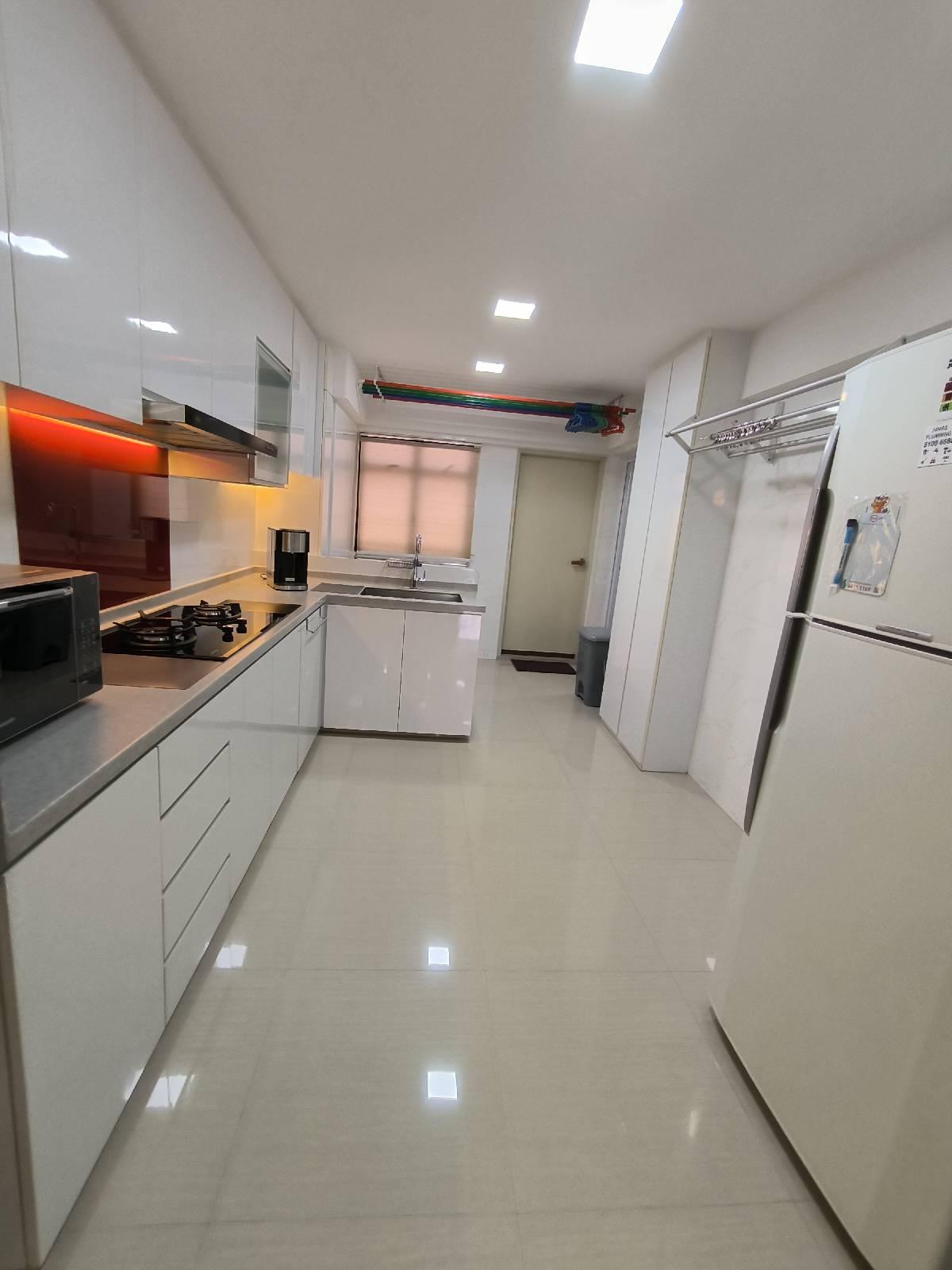 HDB Apartment for Rent, 130 Ang Mo Kio Avenue 3 HDB Apartment For Rent, $3,200, 2 Bed 2 Bath 786 sqft $4.07 psf, SGD 3,200 | 99-year Leasehold