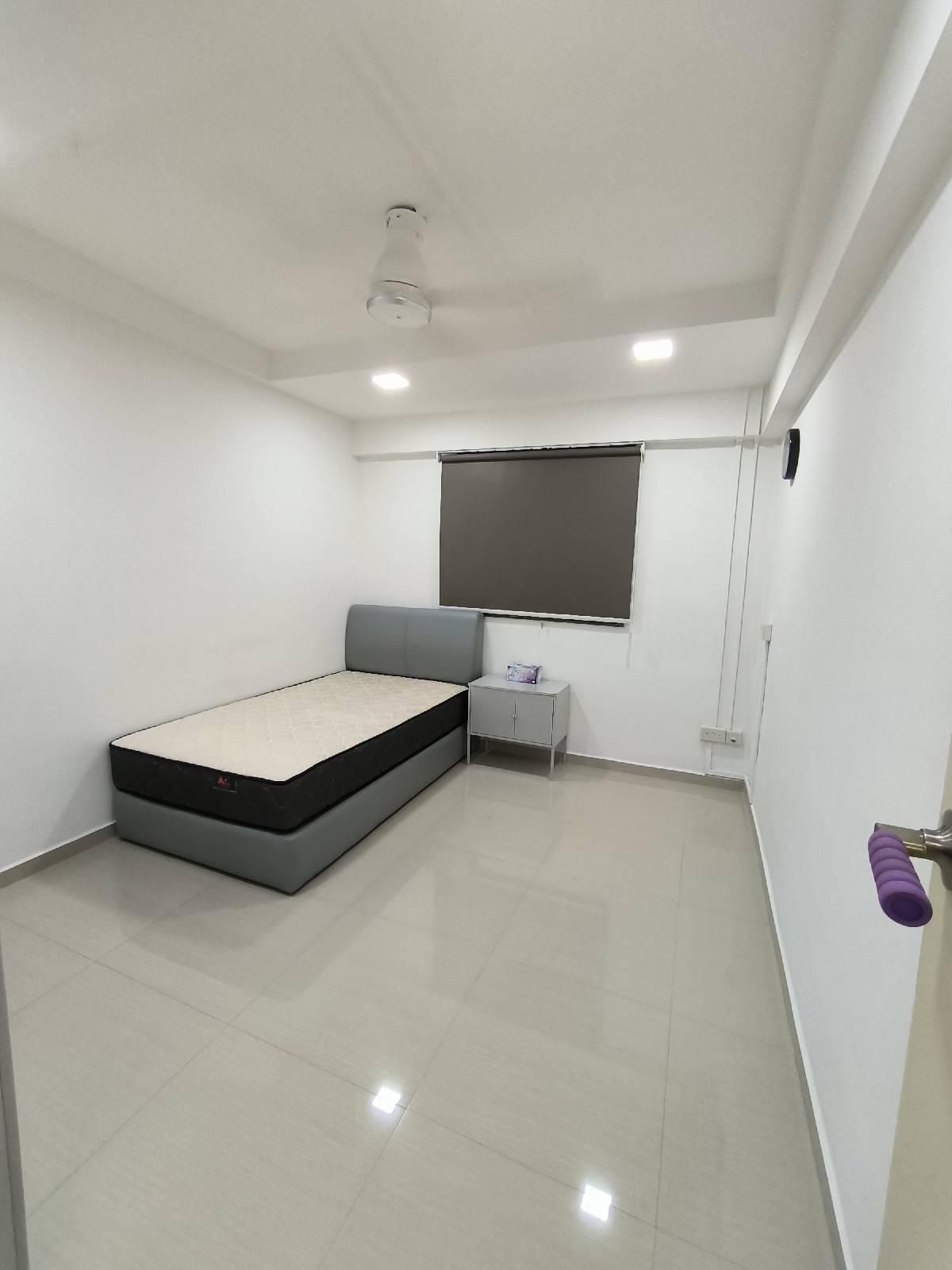 HDB Apartment for Rent, 130 Ang Mo Kio Avenue 3 HDB Apartment For Rent, $3,200, 2 Bed 2 Bath 786 sqft $4.07 psf, SGD 3,200 | 99-year Leasehold