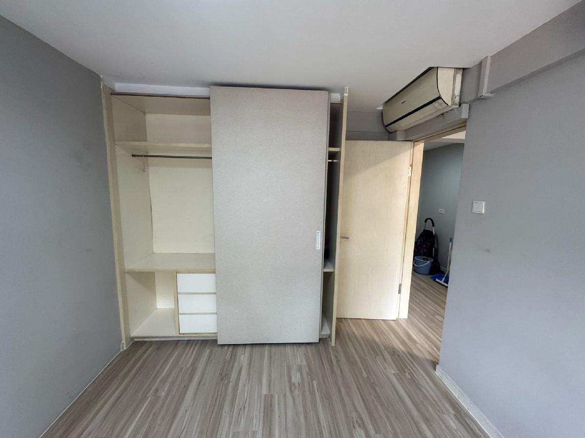 HDB Apartment for Rent, 53 Sims Place HDB Apartment For Rent, $3,100, 2 Bed 2 Bath 700 sqft $4.43 psf, SGD 3,100 | 99-year Leasehold
