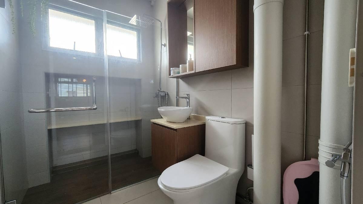 HDB Apartment for Rent, 572 Pasir Ris Street 53 HDB Apartment For Rent, $4,000, 3 Bed 2 Bath 1,216 sqft $3.29 psf, SGD 4,000
