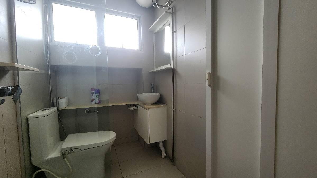 HDB Apartment for Rent, 572 Pasir Ris Street 53 HDB Apartment For Rent, $4,000, 3 Bed 2 Bath 1,216 sqft $3.29 psf, SGD 4,000