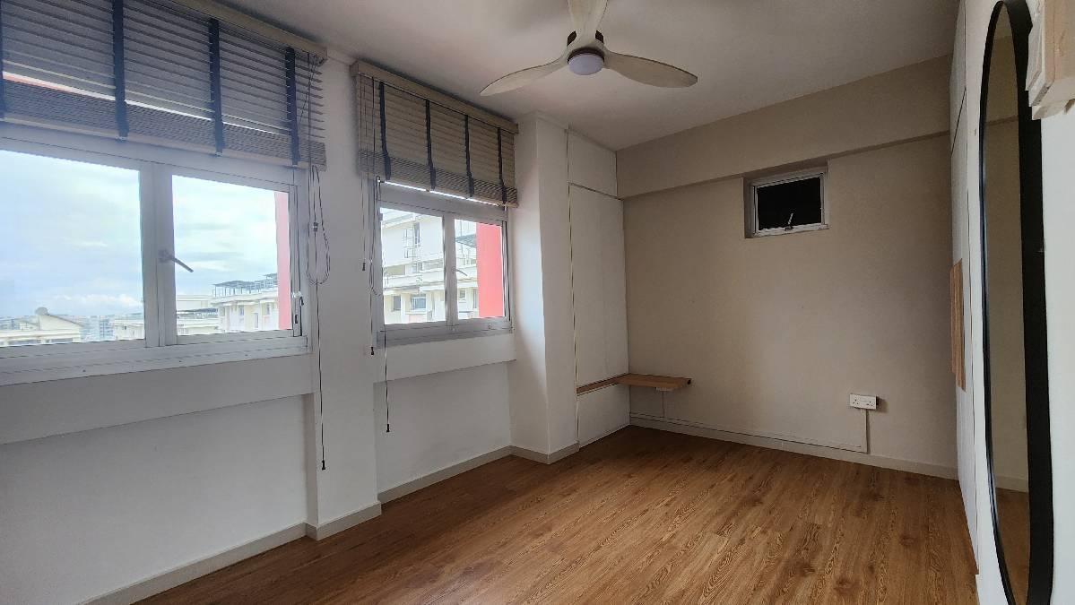 HDB Apartment for Rent, 572 Pasir Ris Street 53 HDB Apartment For Rent, $4,000, 3 Bed 2 Bath 1,216 sqft $3.29 psf, SGD 4,000