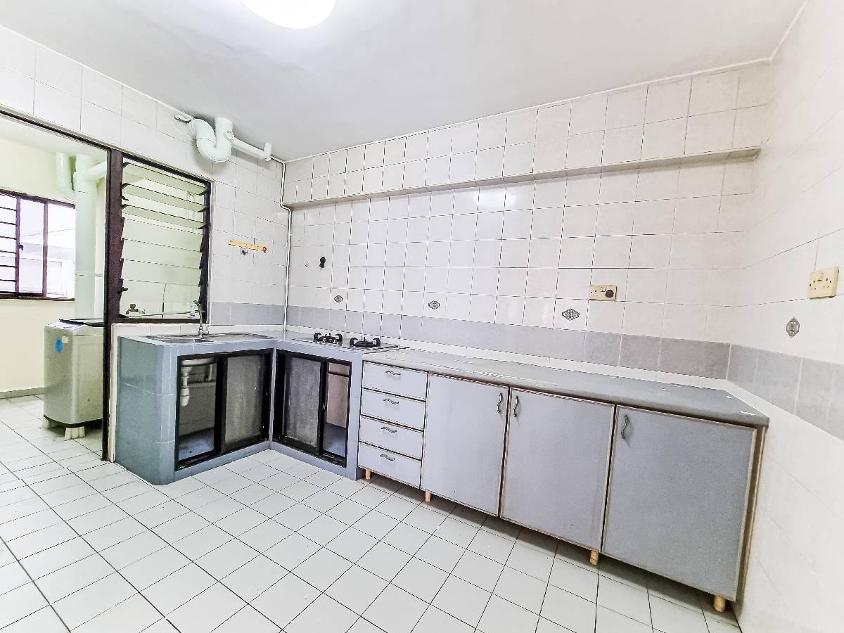 HDB Apartment for Rent, 523 Woodlands Drive 14 HDB Apartment For Rent, $3,500, 4 Bed 2 Bath 1,389 sqft $2.52 psf, SGD 3,500 | 99-year Leasehold