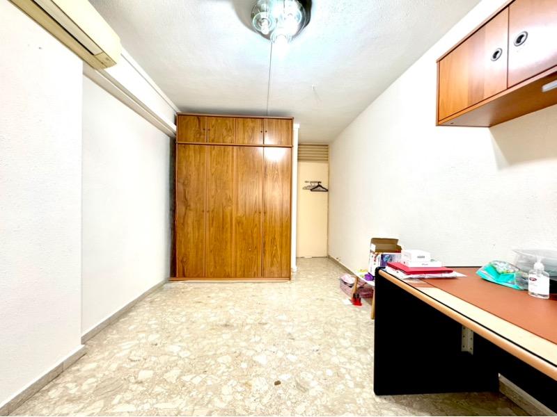 HDB Apartment for Rent, 627 Ang Mo Kio Avenue 9 HDB Apartment For Rent, $4,200, 4 Bed 2 Bath 1,367 sqft $3.07 psf, SGD 4,200 | 99-year Leasehold