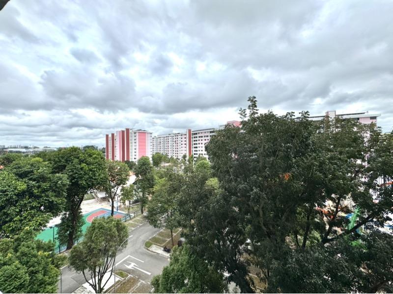 HDB Apartment for Rent, 627 Ang Mo Kio Avenue 9 HDB Apartment For Rent, $4,200, 4 Bed 2 Bath 1,367 sqft $3.07 psf, SGD 4,200 | 99-year Leasehold