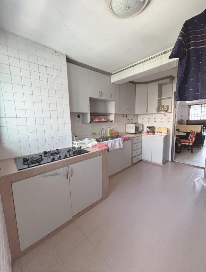 HDB Apartment for Rent, 1 Jalan Bukit Merah HDB Apartment For Rent, $3,300, 2 Bed 1 Bath 688 sqft $4.80 psf, SGD 3,300 | 99-year Leasehold