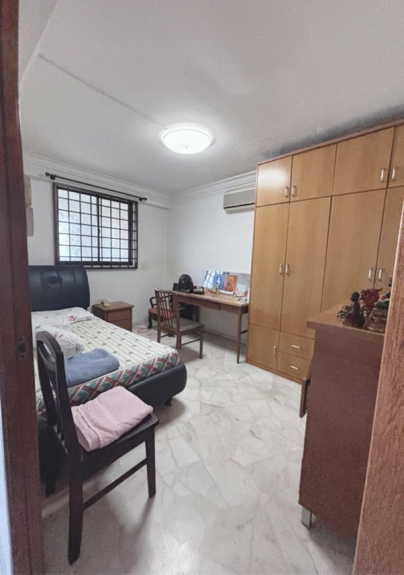 HDB Apartment for Rent, 1 Jalan Bukit Merah HDB Apartment For Rent, $3,300, 2 Bed 1 Bath 688 sqft $4.80 psf, SGD 3,300 | 99-year Leasehold