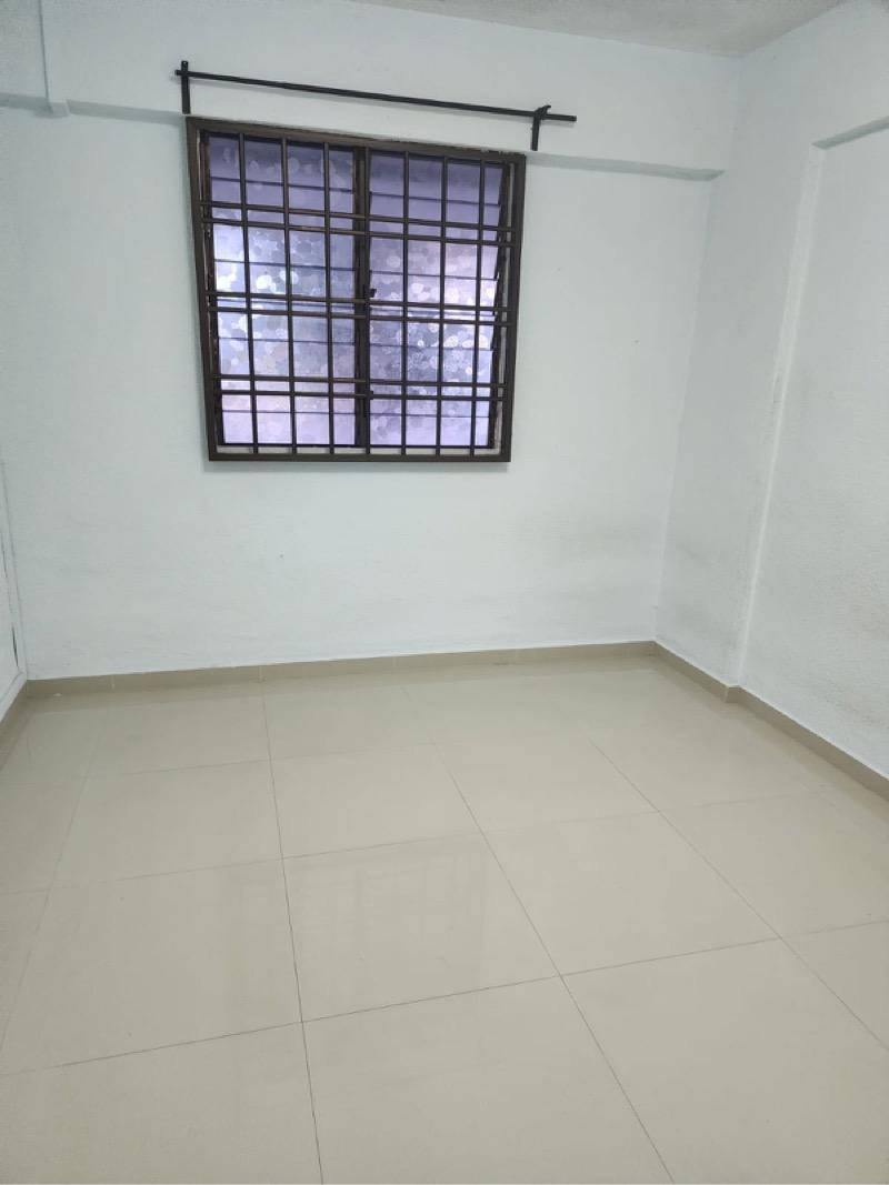 HDB Apartment for Rent, 746 Yishun MRT HDB Apartment Room Rental, $1,200, 1 Bed 1 Bath 10 sqft $120.00 psf, SGD 1,200 | 99-year Leasehold