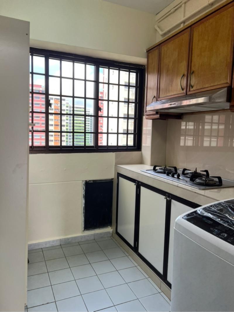 HDB Apartment for Rent, 717 Tampines Street 72 HDB Apartment For Rent, $3,400, 3 Bed 2 Bath 1,076 sqft $3.16 psf, SGD 3,400 | 99-year Leasehold