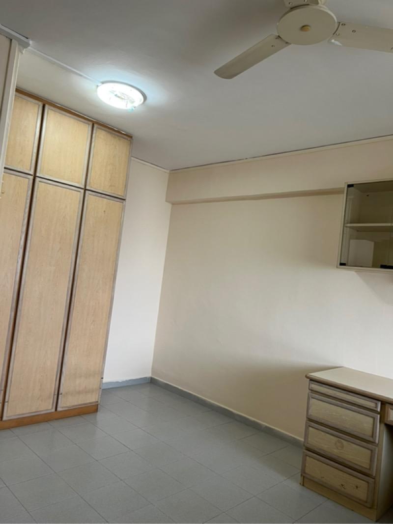HDB Apartment for Rent, 717 Tampines Street 72 HDB Apartment For Rent, $3,400, 3 Bed 2 Bath 1,076 sqft $3.16 psf, SGD 3,400 | 99-year Leasehold