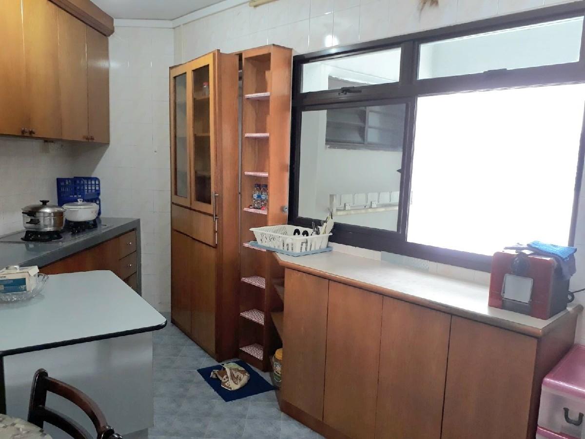 HDB Apartment for Rent, 226A Compassvale Walk HDB Apartment For Rent, $3,300, 3 Bed 2 Bath 1,098 sqft $3.01 psf, SGD 3,300 | 99-year Leasehold