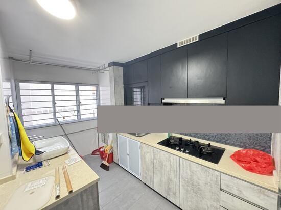 HDB Apartment for Rent, 292 Yishun Street 22 HDB Apartment For Rent, $3,000, 3 Bed 2 Bath 1,076 sqft $2.79 psf, SGD 3,000 | 99-year Leasehold