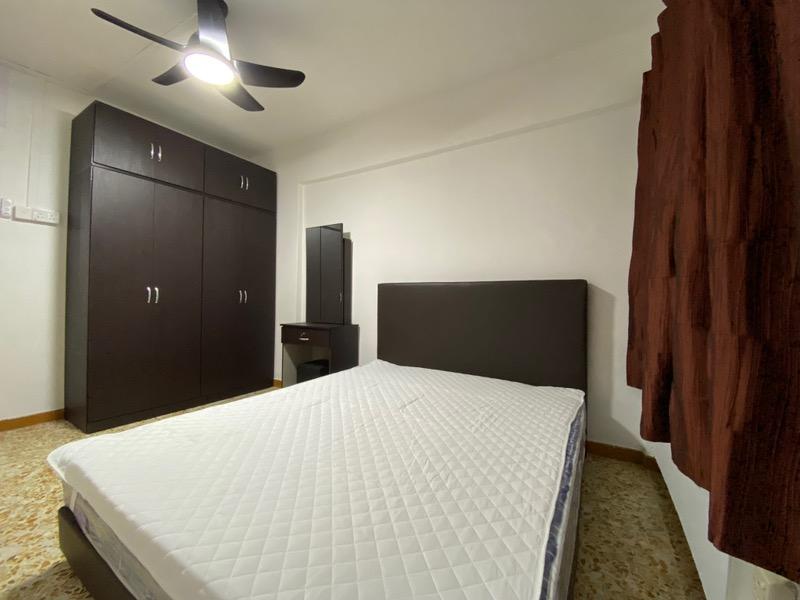 HDB Apartment for Rent, 335 Clementi Avenue 2 HDB Apartment For Rent, $3,500, 2 Bed 2 Bath 721 sqft $4.85 psf, SGD 3,500 | 99-year Leasehold