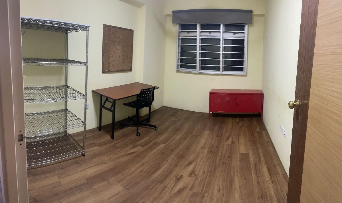 Prop-GPT: HDB Apartment: D27 Yishun 424D Yishun Avenue 11