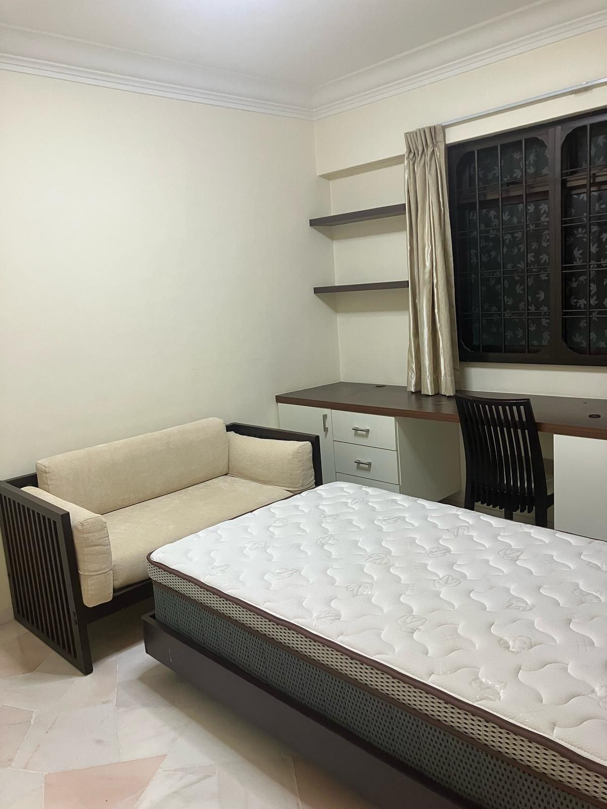 Prop-GPT: HDB Apartment: D03 Tiong Bahru 118B Jalan Membina