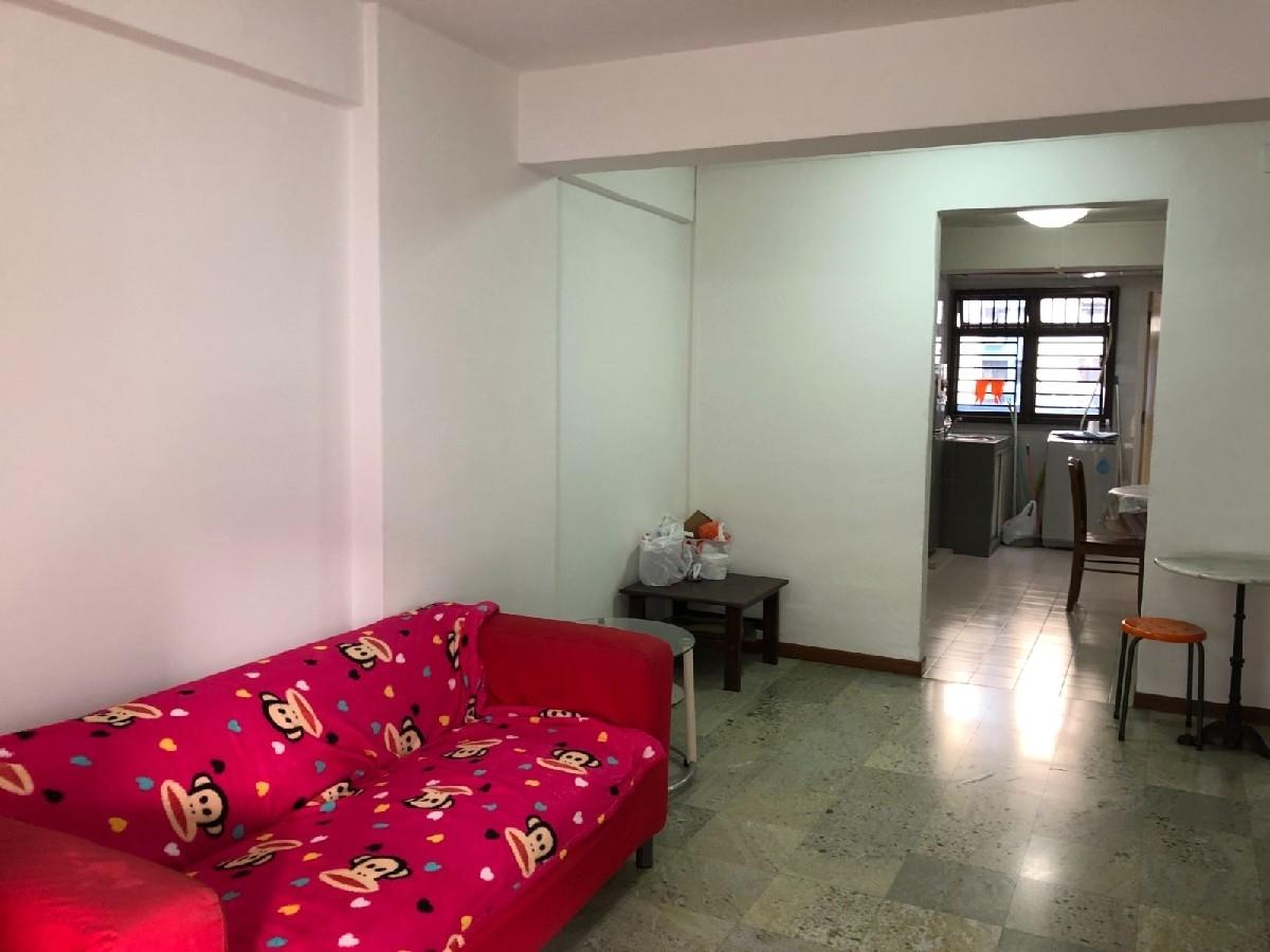 Prop-GPT: HDB Apartment: D12  76 Lorong Limau