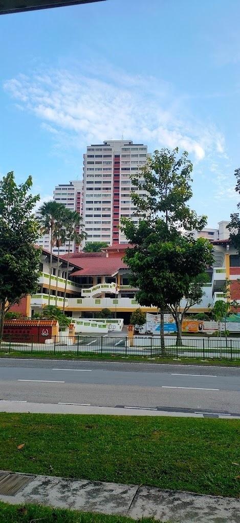 Prop-GPT: HDB Apartment: D22  220 Jurong East Street 21