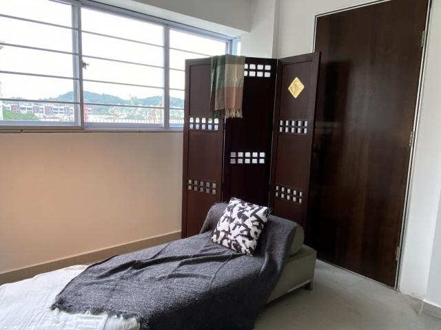 HDB Apartment for Rent, 358 Woodlands Avenue 5 HDB Apartment For Rent, $4,000, 4 Bed 2 Bath 1,550 sqft $2.58 psf, SGD 4,000 | 99-year Leasehold