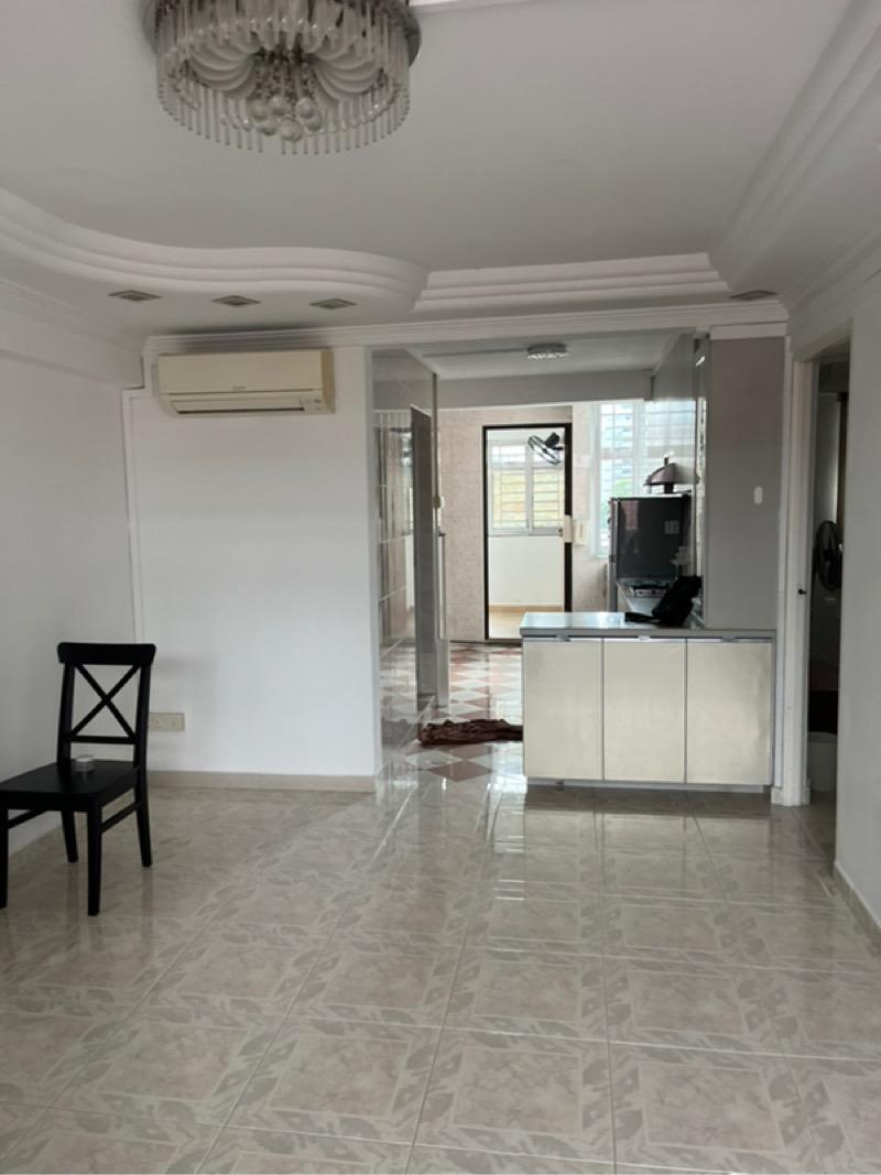 Prop-GPT: HDB Apartment: D01  32 New Market Road