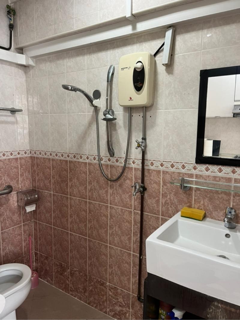 HDB Apartment for Rent, 32 New Market Road HDB Apartment For Rent, $2,900, 1 Bed 1 Bath 559 sqft $5.19 psf, SGD 2,900 | 99-year Leasehold