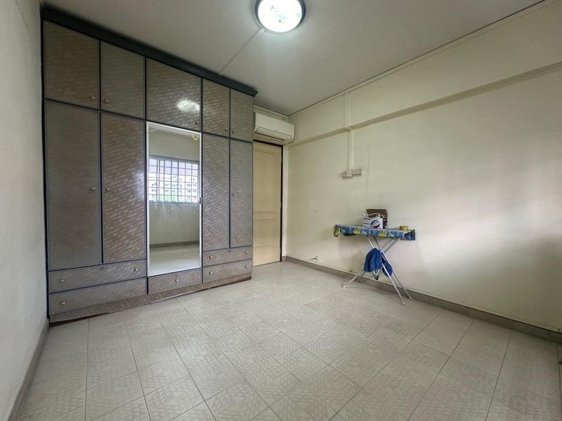HDB Apartment for Rent, 116 Yishun Ring Road HDB Apartment For Rent, $3,200, 3 Bed 2 Bath 1,119 sqft $2.86 psf, SGD 3,200 | 99-year Leasehold