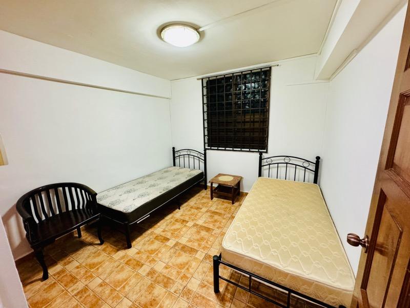 HDB Apartment for Rent, 15 Marsiling Lane HDB Apartment For Rent, $2,800, 2 Bed 2 Bath 818 sqft $3.42 psf, SGD 2,800 | 99-year Leasehold