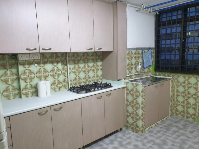 HDB Apartment for Rent, 19 Eunos Crescent HDB Apartment For Rent, $3,000, 3 Bed 1 Bath 721 sqft $4.16 psf, SGD 3,000 | 99-year Leasehold
