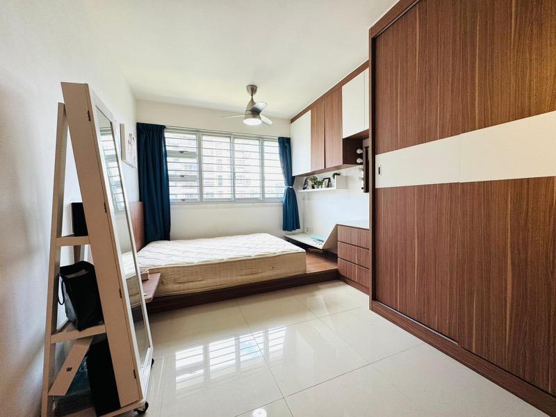 HDB Apartment for Rent, 17B MacPherson Residency HDB Apartment For Rent, $4,200, 3 Bed 2 Bath 1,001 sqft $4.20 psf, SGD 4,200 | 99-year Leasehold