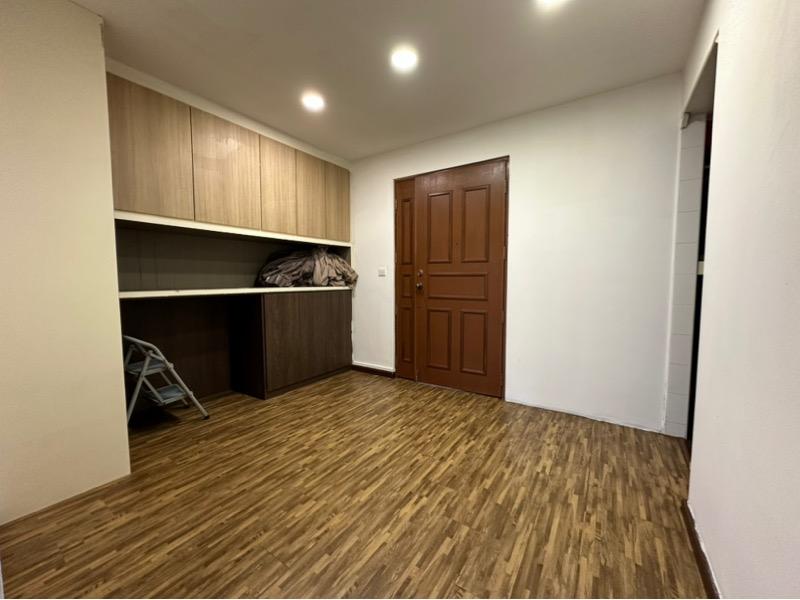 HDB Apartment for Rent, 339B Kang Ching Road HDB Apartment For Rent, $4,000, 3 Bed 2 Bath 1,237 sqft $3.23 psf, SGD 4,000 | 99-year Leasehold