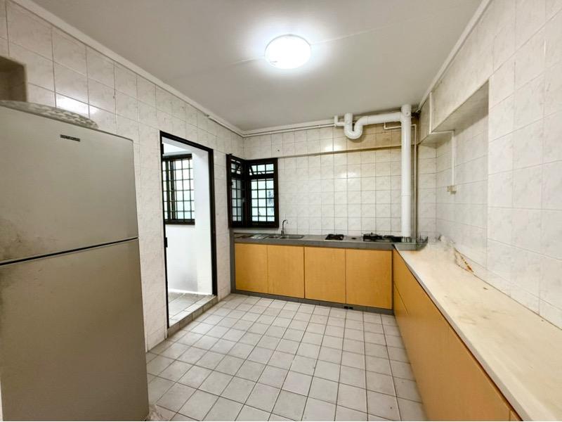 HDB Apartment for Rent, 14B Lorong 7 Toa Payoh HDB Apartment For Rent, $3,999, 3 Bed 2 Bath 1,291 sqft $3.10 psf, SGD 3,999 | 99-year Leasehold