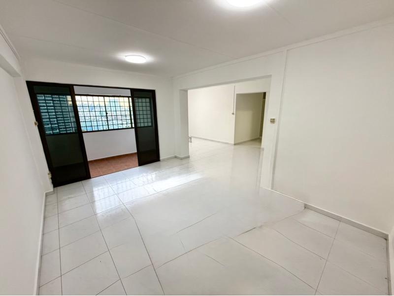 HDB Apartment for Rent, 14B Lorong 7 Toa Payoh HDB Apartment For Rent, $3,999, 3 Bed 2 Bath 1,291 sqft $3.10 psf, SGD 3,999 | 99-year Leasehold