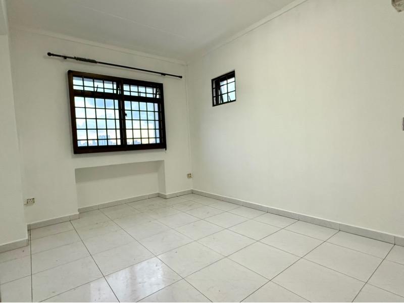 HDB Apartment for Rent, 14B Lorong 7 Toa Payoh HDB Apartment For Rent, $3,999, 3 Bed 2 Bath 1,291 sqft $3.10 psf, SGD 3,999 | 99-year Leasehold